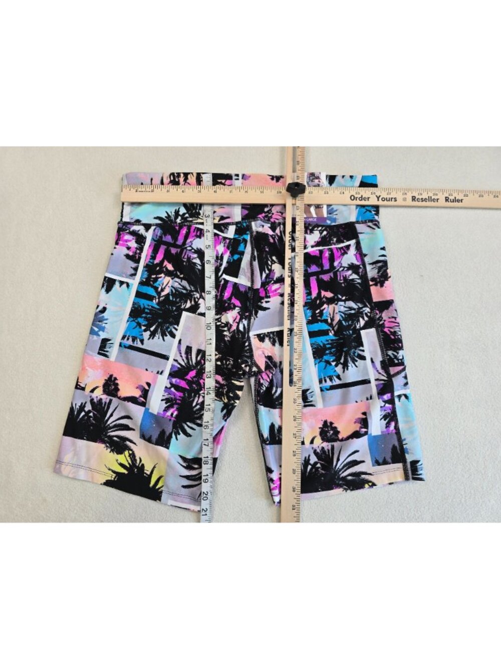 NWT Calvin Klein XXL Performance Wick Bike Gym Shorts 9 inch Palm Tree Pattern - Picture 4 of 4